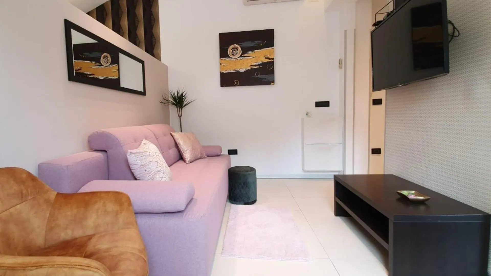 Royal City Centar - Happy Rentals Pula Apartment