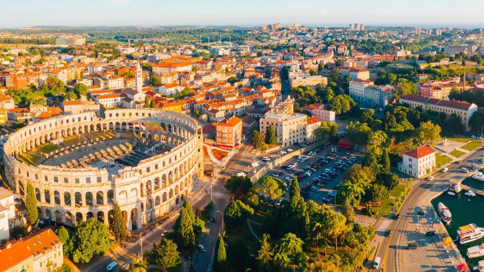 Royal City Centar - Happy Rentals Pula Apartment