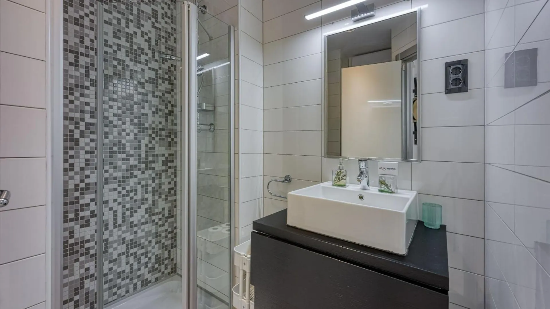 Royal City Centar - Happy Rentals Pula Apartment