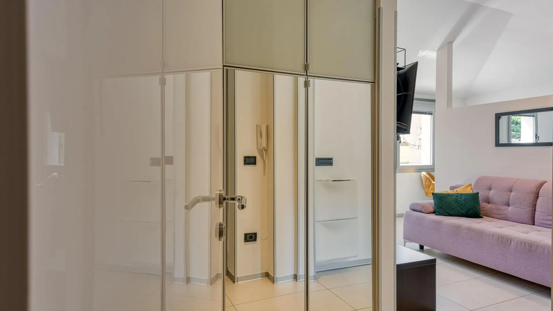 Royal City Centar - Happy Rentals Pula Apartment