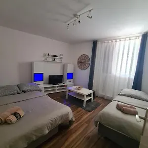 Dada Apartment