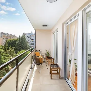 Sunny Aura - Spacious And Bright, With Parking Pula