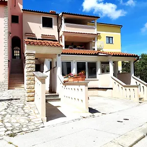 Apartmán Krajcer, Pula