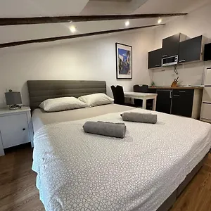  Appartamento In The Heart Of