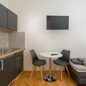  Apartment Tiho & Nena