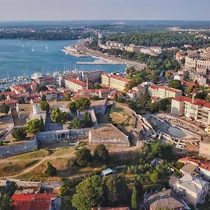 Appartement Candler's Old Town, Pula